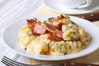 Gnocchi s hubovou omáčkou a parmezánom