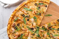 Pizza bez sacharidov plná bielkovín