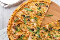 Pizza bez sacharidov plná bielkovín
