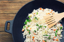 Zeleninové rizoto s chrenovo-škoricovou omáčkou